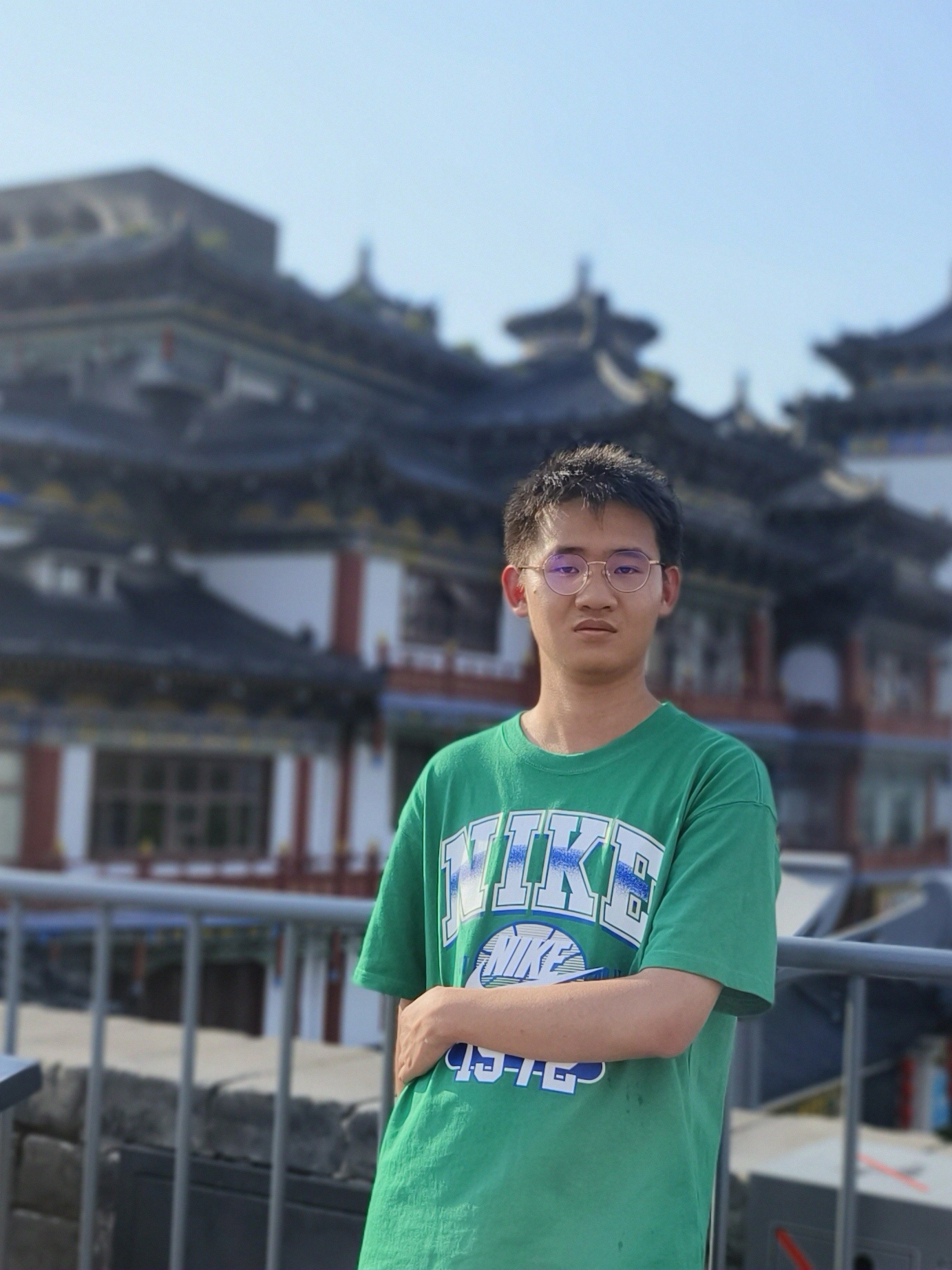 杨诚伟的个人照片