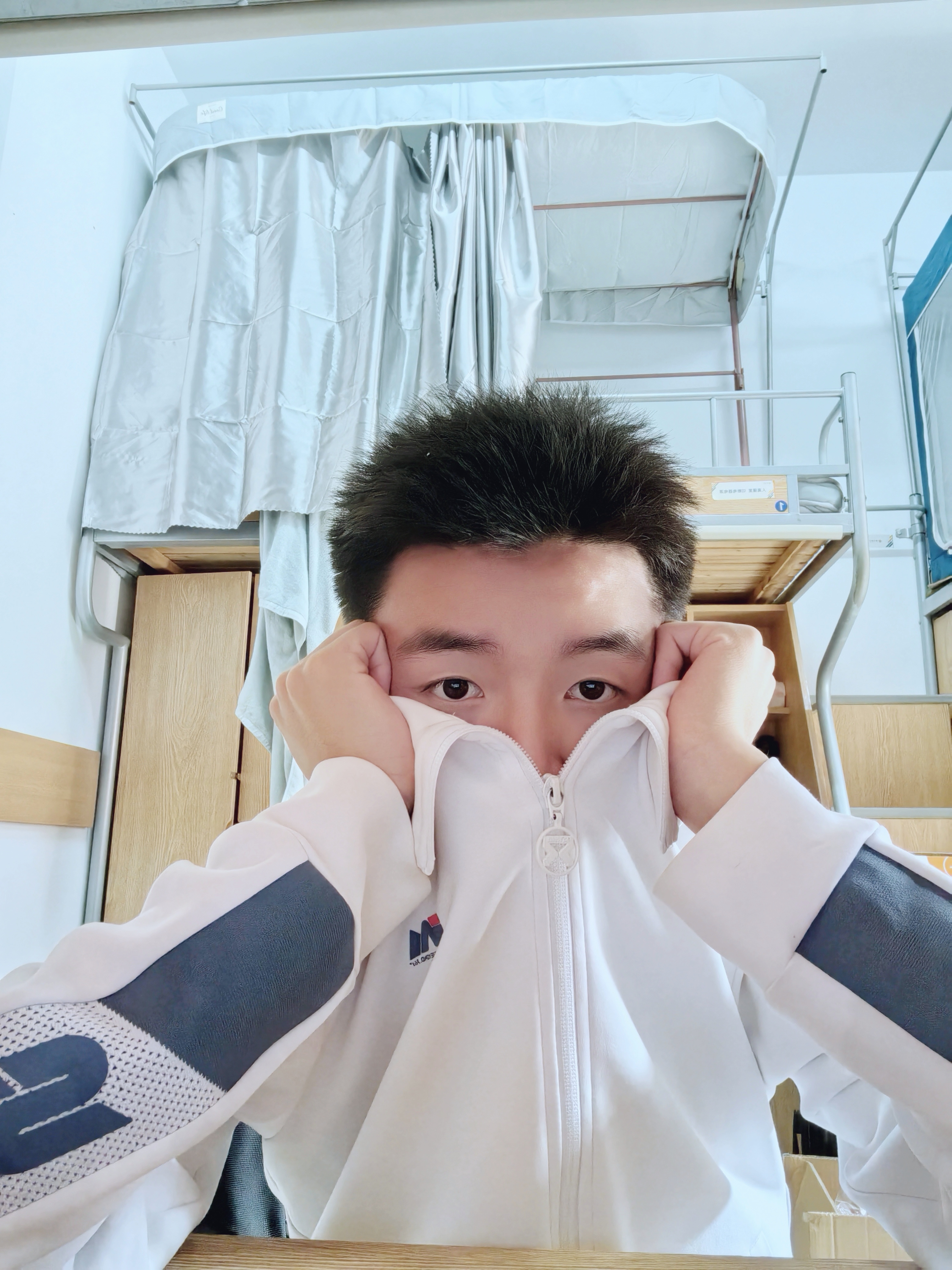 余明轩