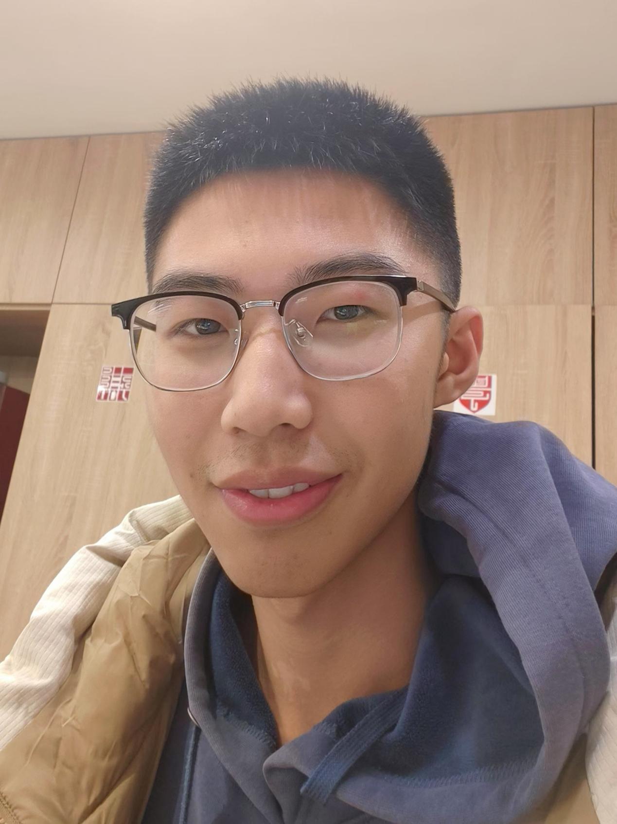 袁楚涵的个人照片